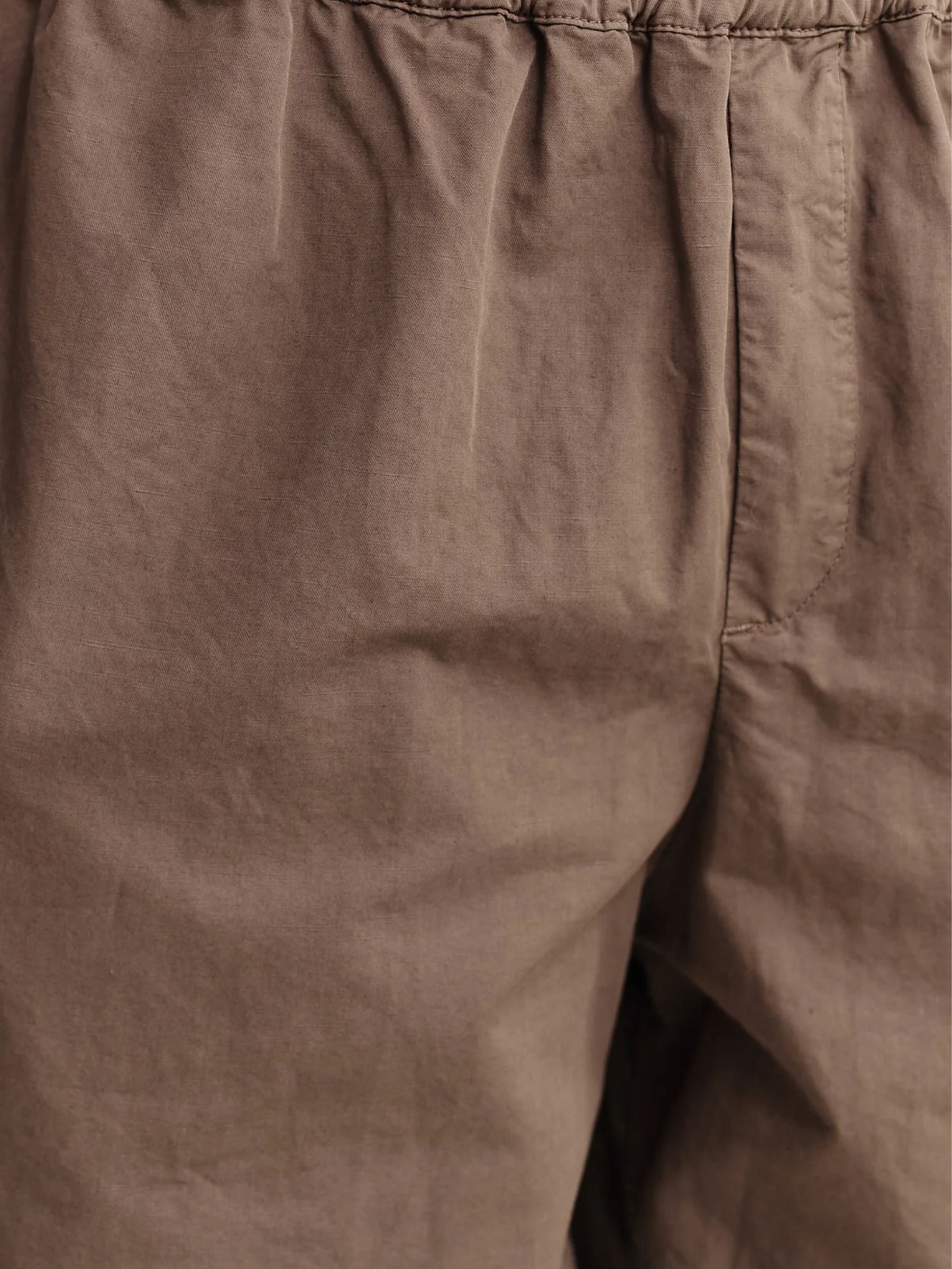 A Kind Of Guise Saleh Shorts Brown Impala