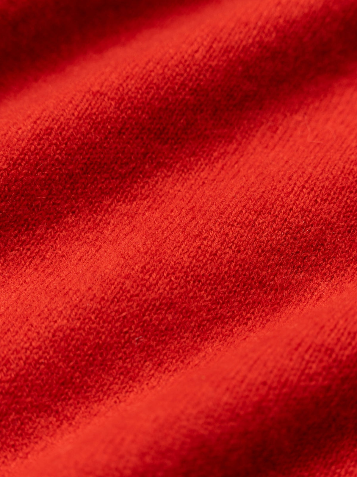 Cashcash Essential Cashmere Tee Scarlet