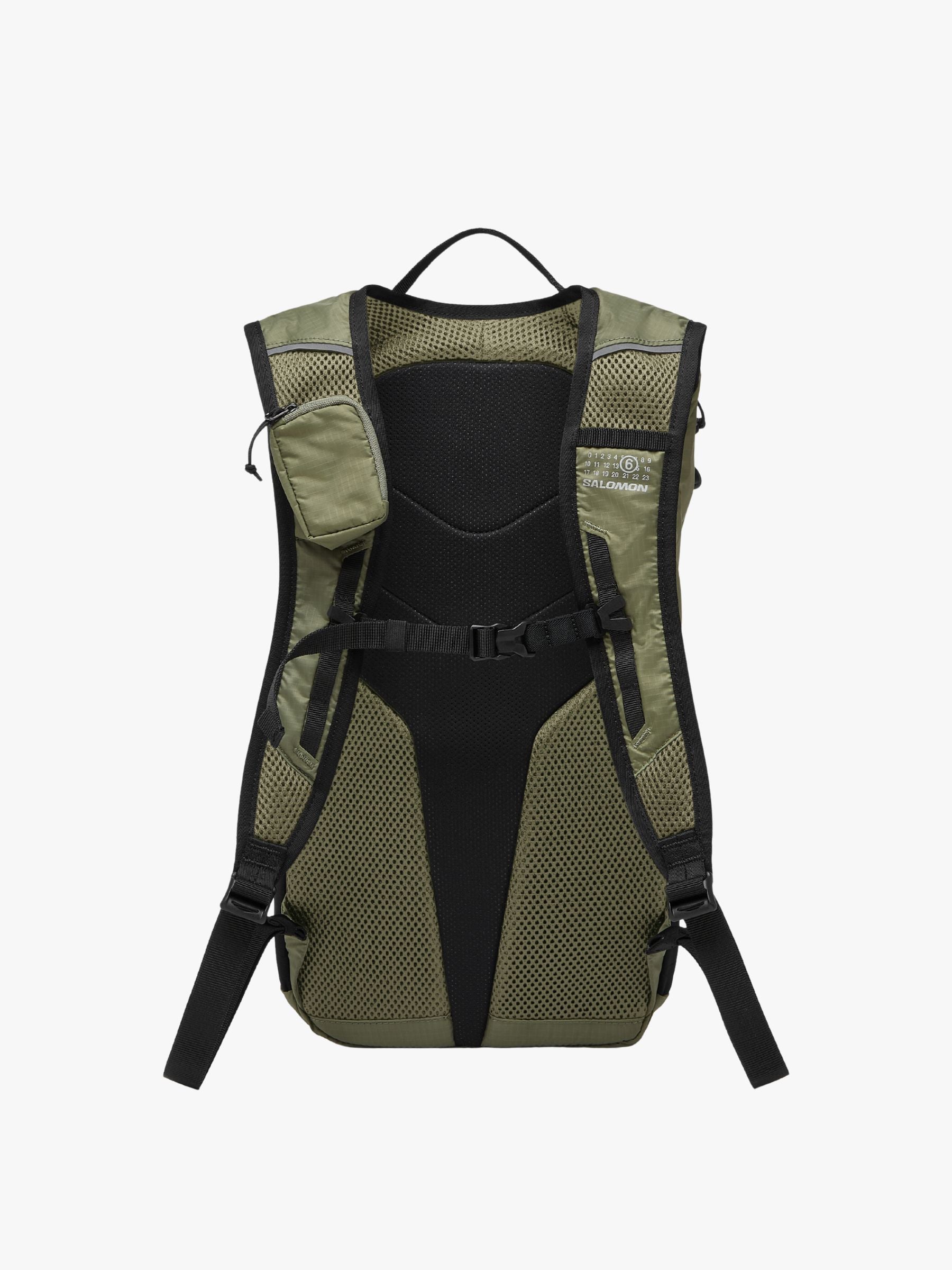 MM6 x Salomon Daypack 20 Backpack Oliv