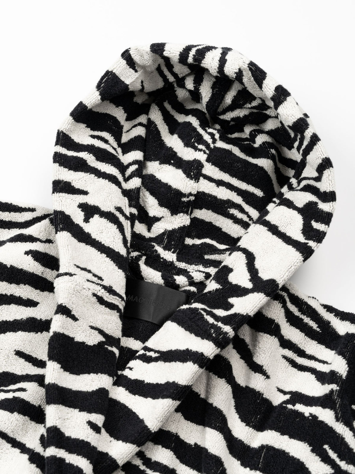 Magniberg Wild Bathrobe Coconut White Tiger