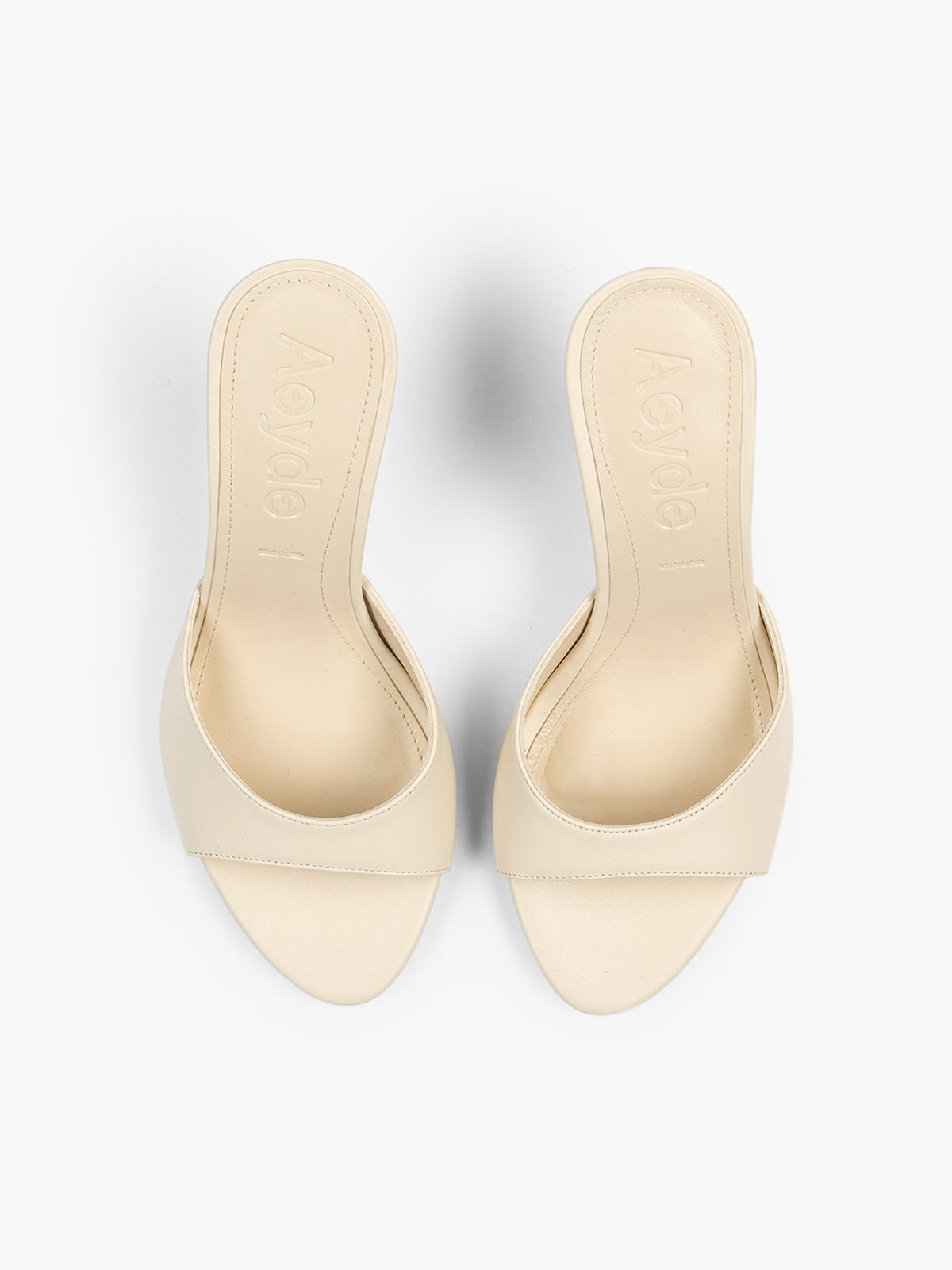 Aeyde Samia Nappa Leather Creamy