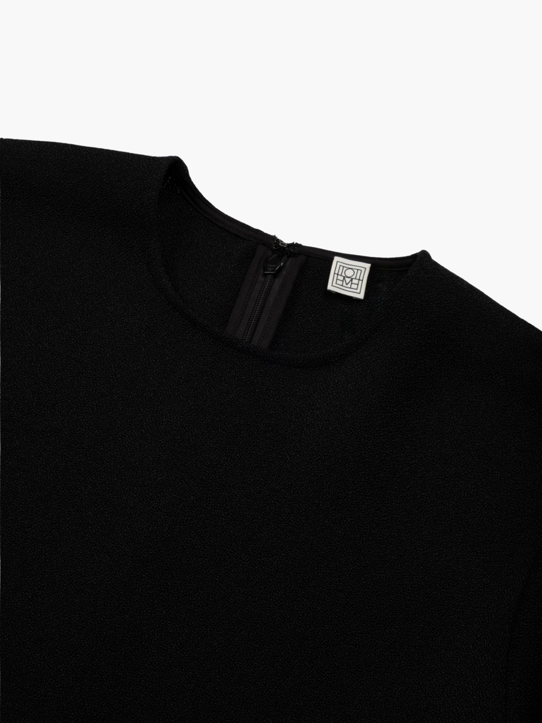 Toteme Cropped Sable Blouse Black