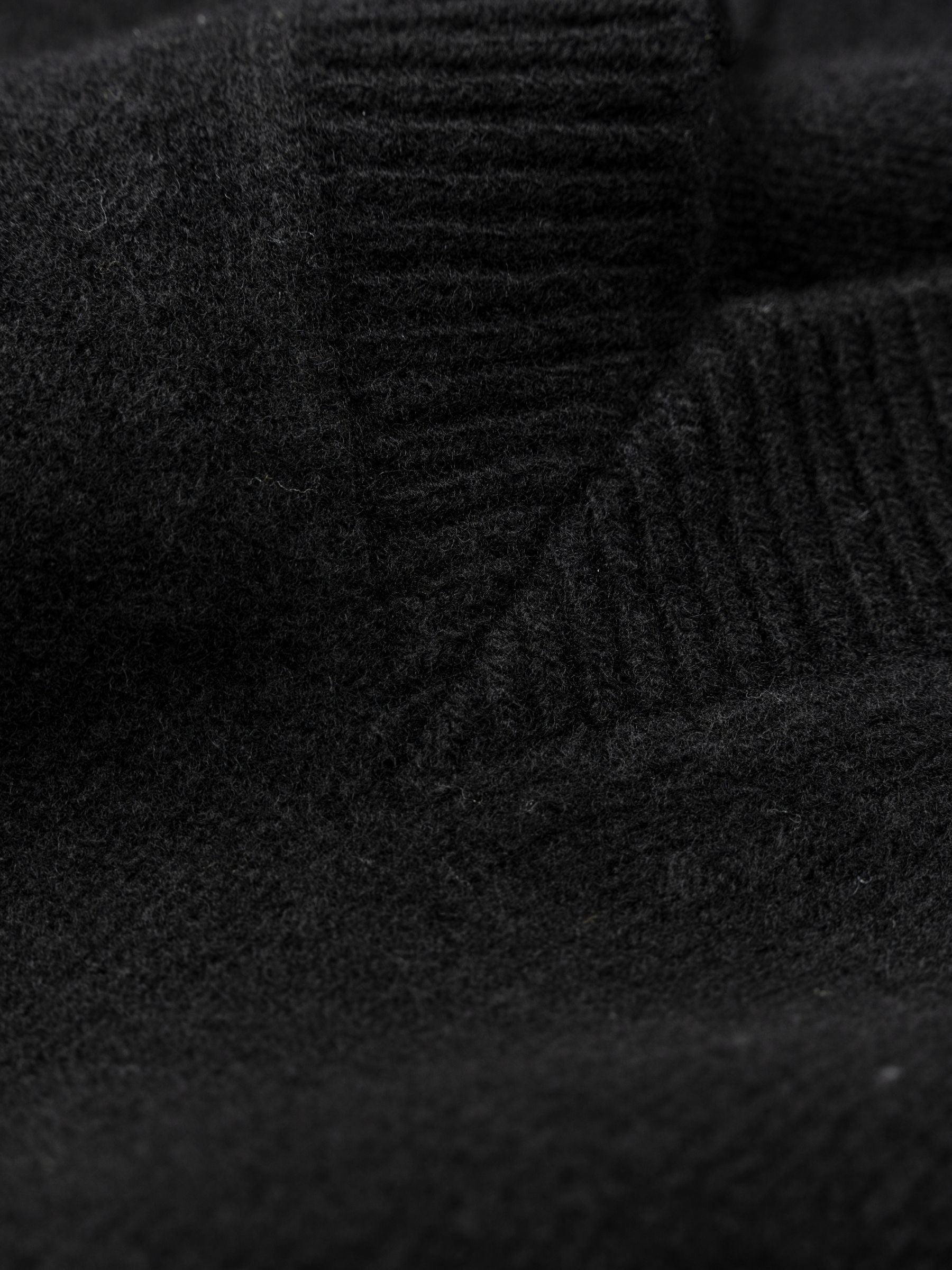Rohe Classic V Neck Jumper Black