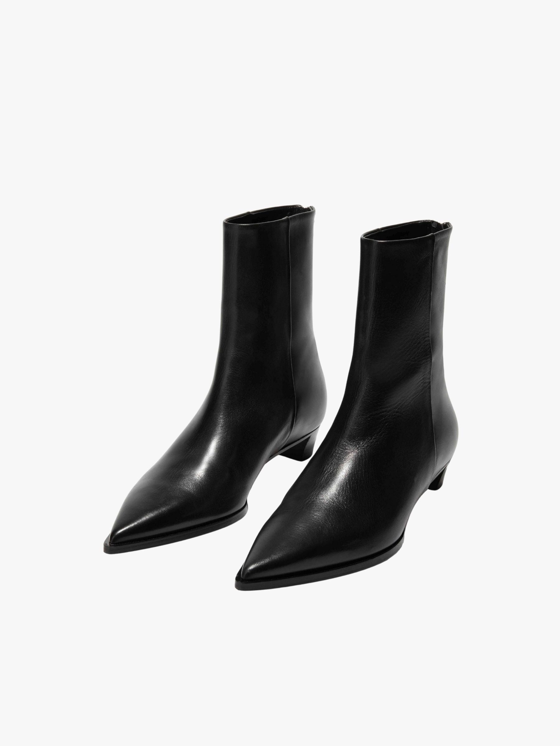 Aeyde Harriet Boots Calf Leather Black